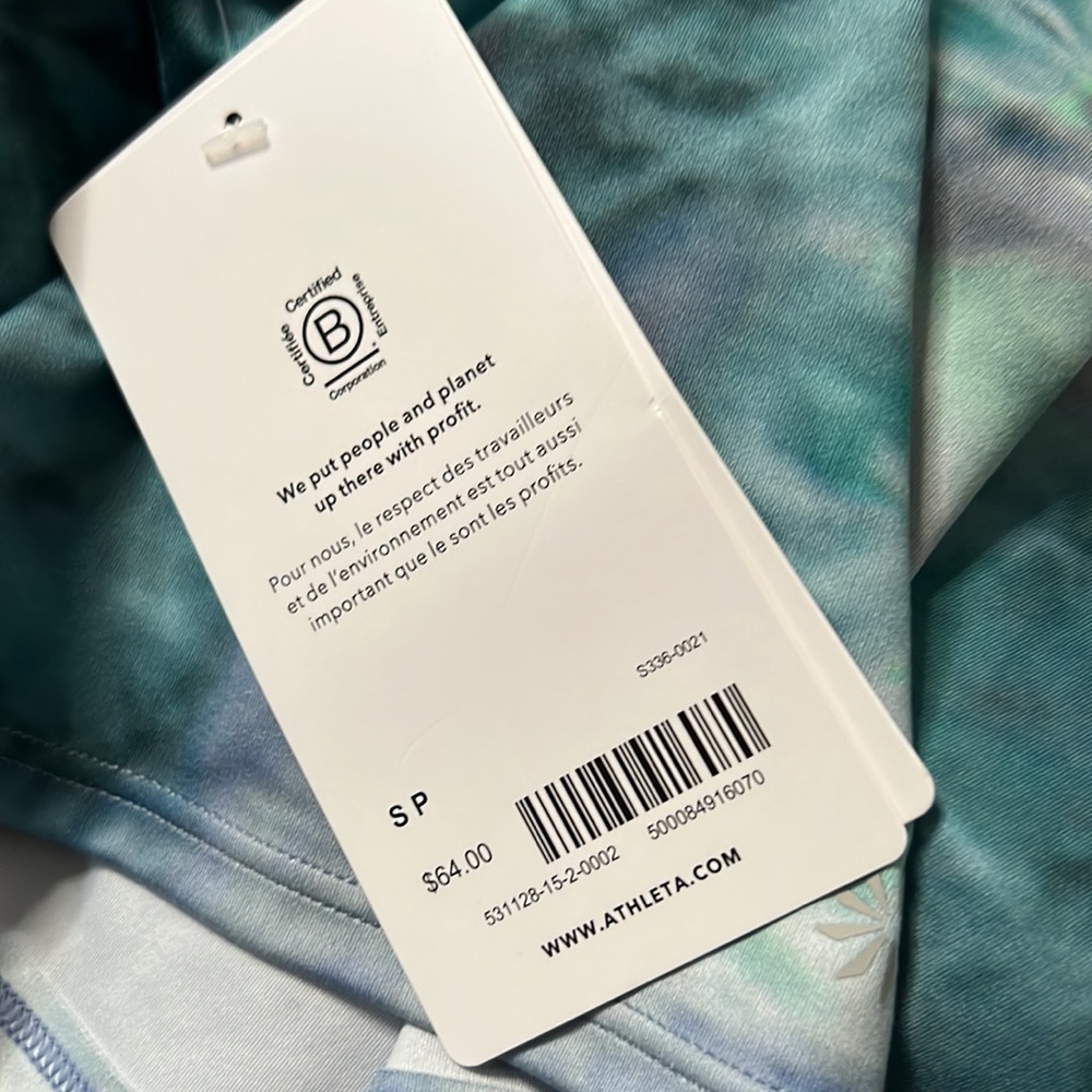 - NWT Athleta D-DD Conscious Crop Printed - Picture 3 of 6